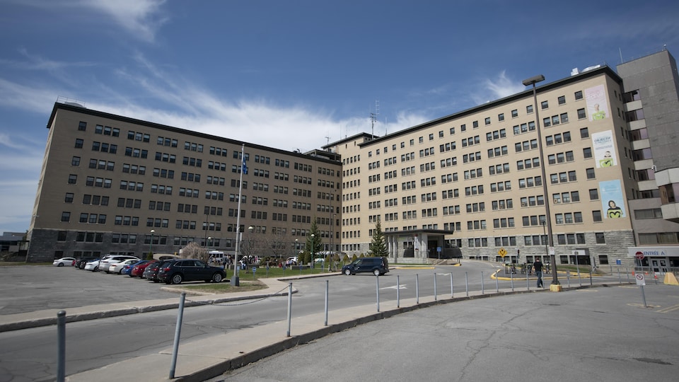 Façade du Centre hospitalier régional de Lanaudière