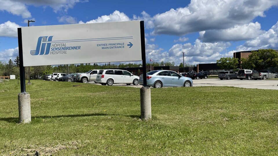 Pancarte devant l'Hôpital Sensenbrenner.