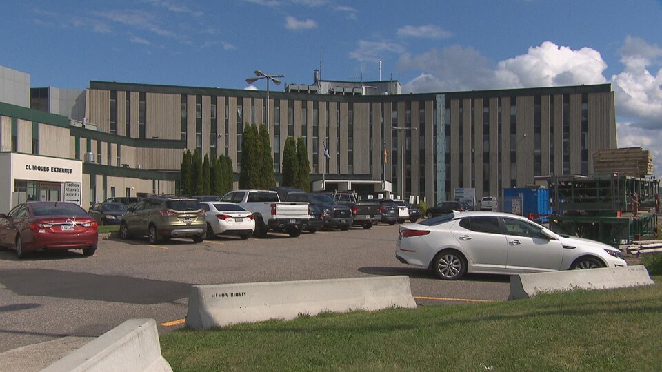 Le chantier de l’hôpital de La Baie s’amorcera lundi RadioCanada.ca