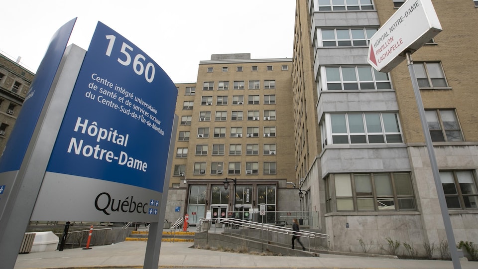 Façade de l’hôpital Notre-Dame de Montréal. 
