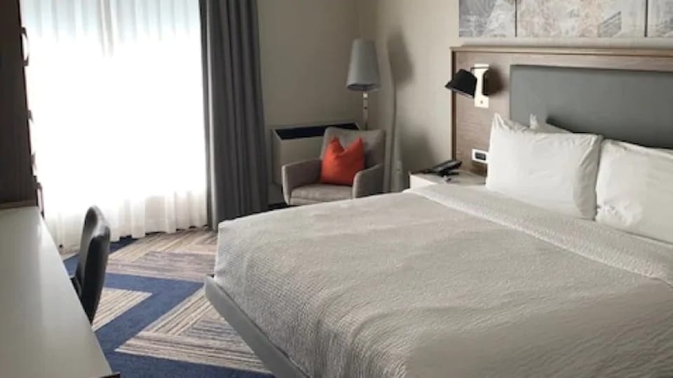 L'une des chambres de l'hôtel.