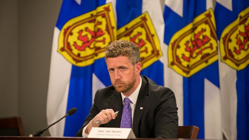 Le premier ministre de la Nouvelle-Écosse Iain Rankin lors d'un point de presse sur la COVID-19 le 5 juillet 2021.