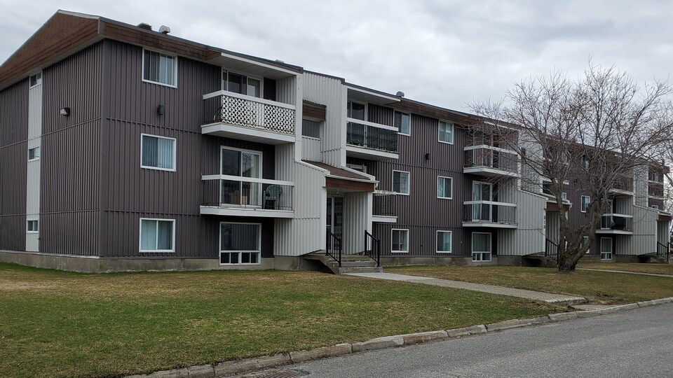 Un immeubles à logements de Matane