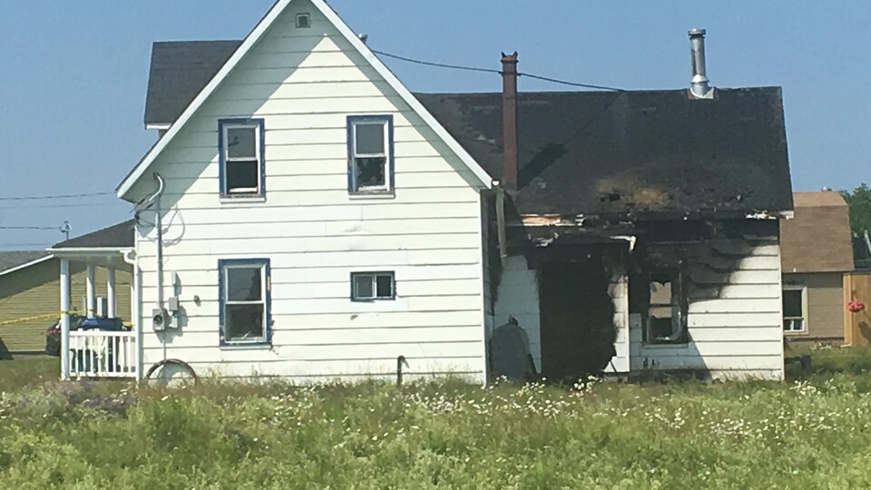 Une autre maison abandonnée est la proie des flammes à Paquetville