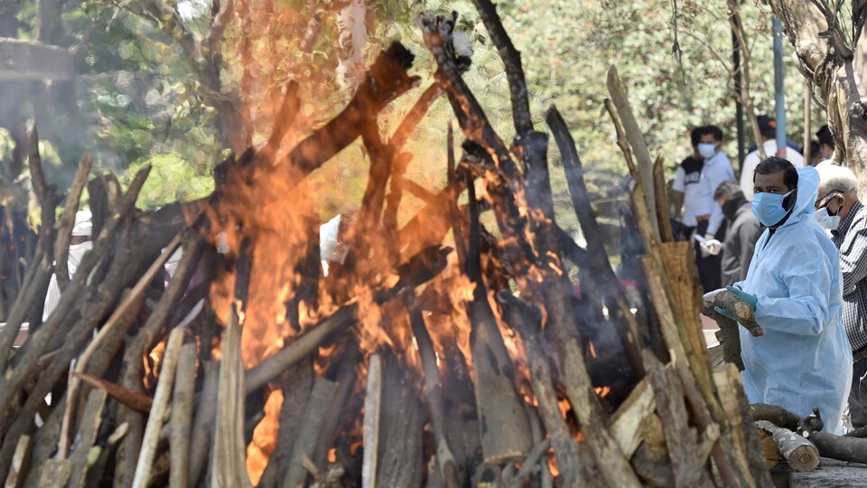 Un rituel funéraire indien.