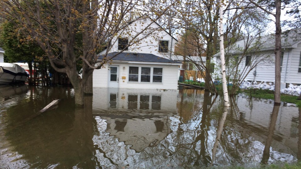 Beaucoup de ressources gratuites pour aider les sinistrés