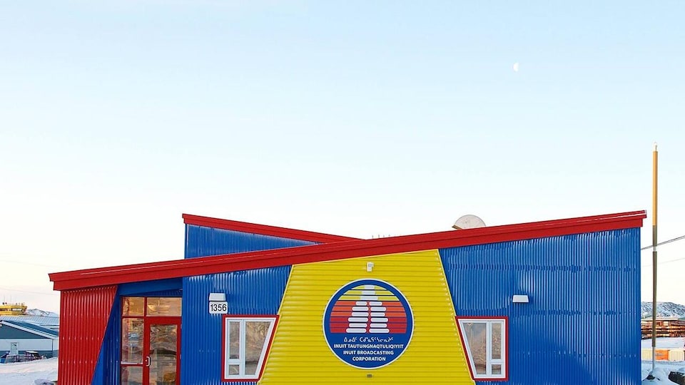 Le siège de la Inuit Broadcasting Corporation à Iqaluit, au Nunavut.
