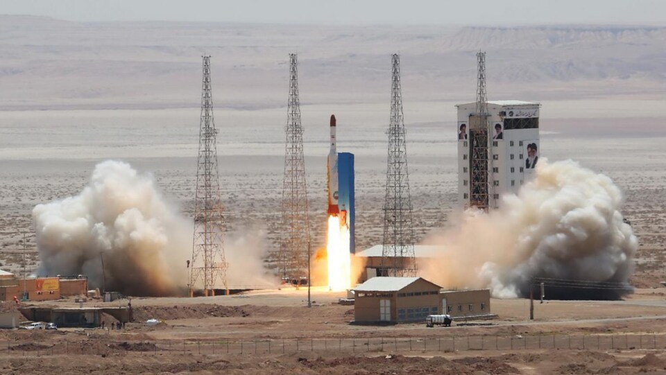 Lancement d'un satellite.