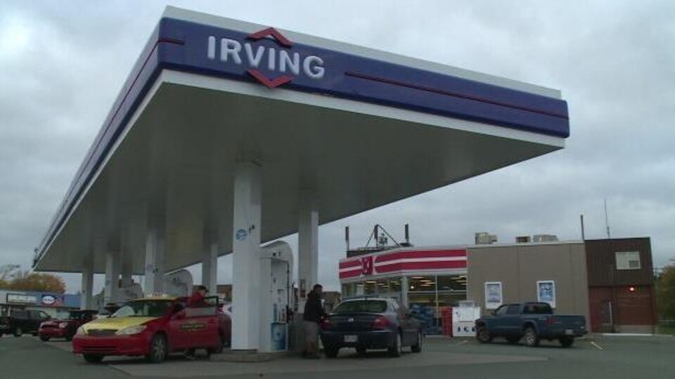 Une station service de la compagnie Irving.