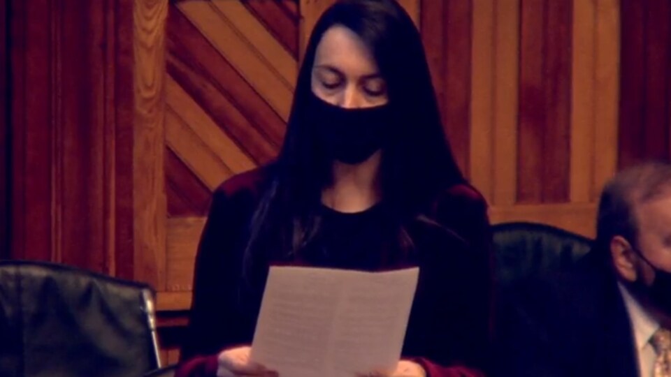 La députée Isabelle Thériault a présenté une motion demandant au gouvernement de financer les services d'avortement de la Clinique 554, le jeudi 17 décembre.