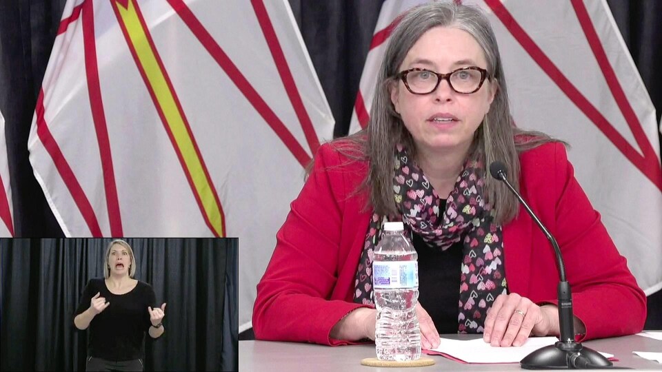 Janice Fitzgerald en conférence de presse.