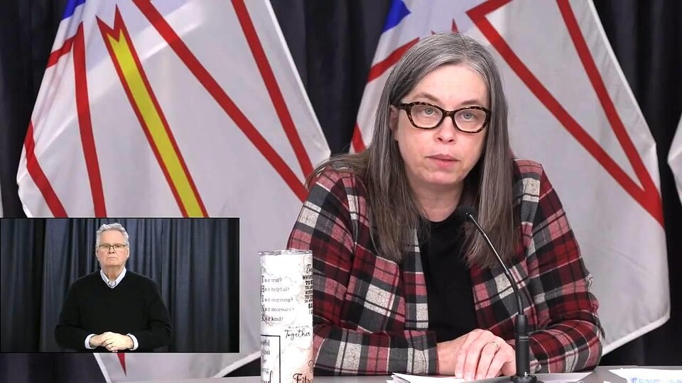 Janice Fitzgerald en conférence de presse.