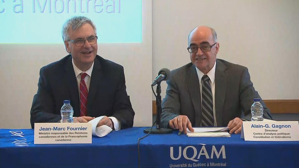 Le ministre Jean-Marc Fournier et le directeur du Centre, Alain G.Gagnon