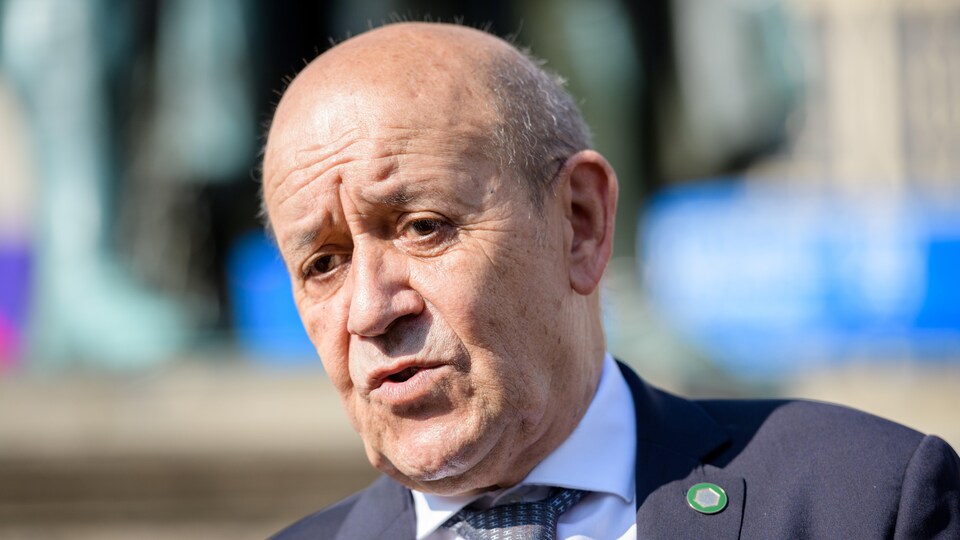 Portrait de Jean-Yves Le Drian.