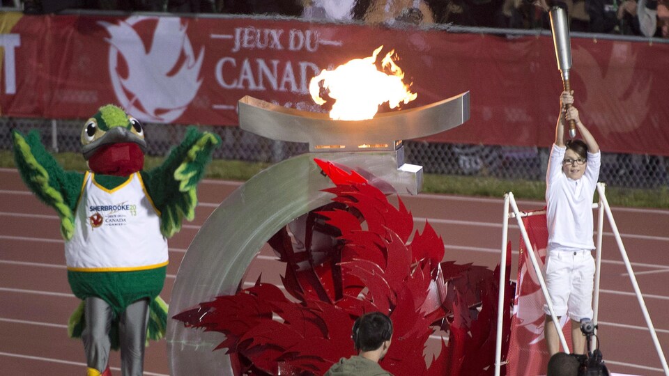 Cérémonie d'ouverture des Jeux du Canada de 2013 à Sherbrooke.