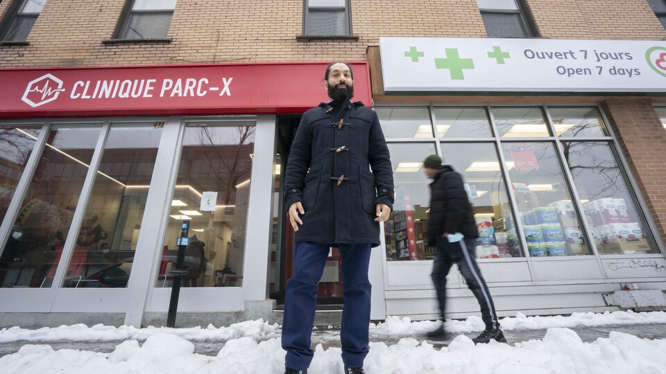 Photo prise à la clinique Parc-X à Montréal, Québec.