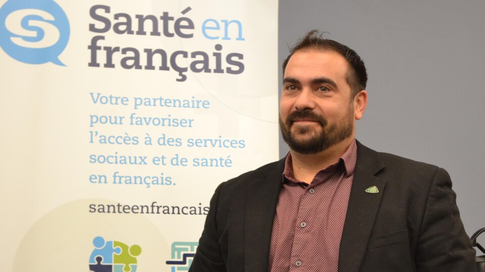 Joel Lafond, le responsable de la santé des francophones à Soins communs, lors de  de l'assemblée générale de Santé en français, le 3 novembre 2022 à l'hôtel Norwood à Winnipeg.