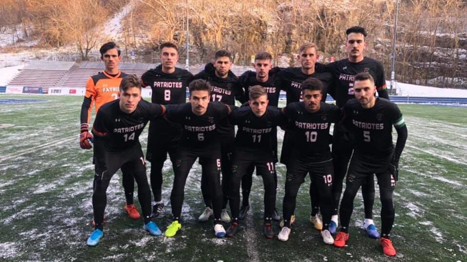 championnat canadien de soccer