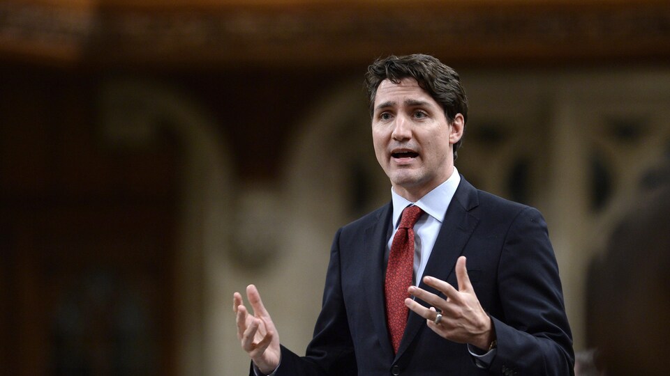Plan moyen du premier ministre Justin Trudeau lors de la période de questions le 14 février.
