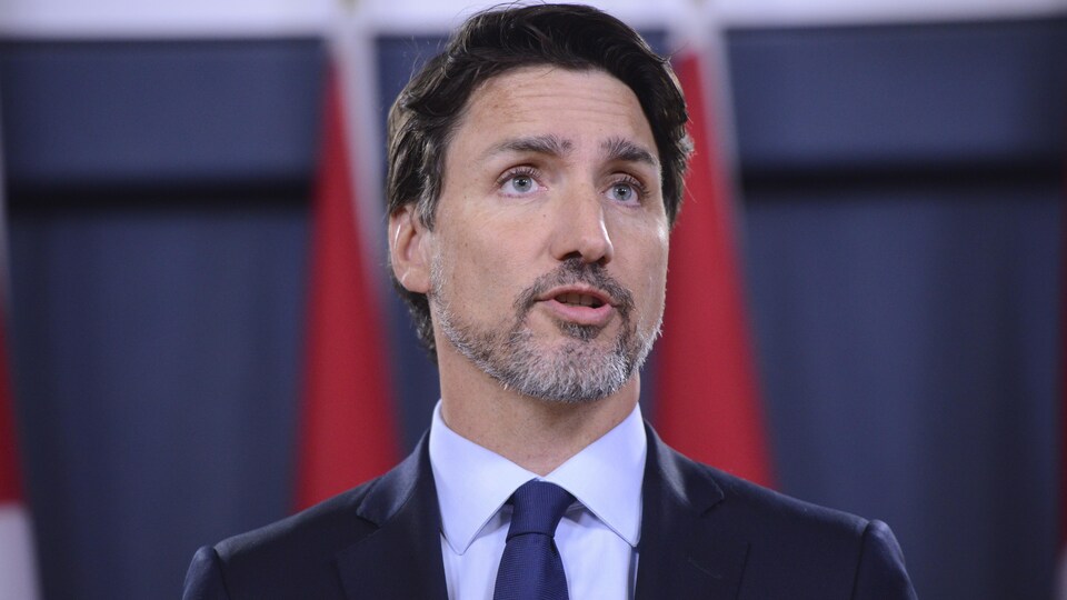 Justin Trudeau en point de presse.