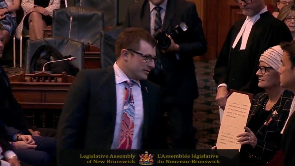 Kevin Arseneau lors de son assermentation en 2018.