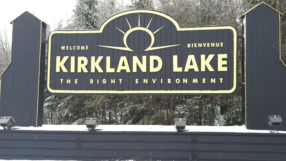 L'enseigne de Kirkland Lake.