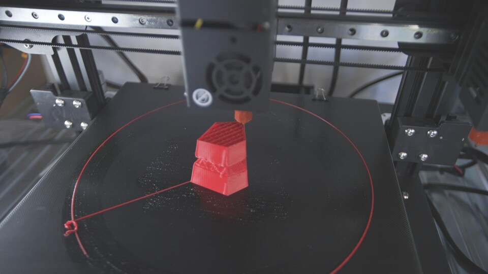 Un coussinet d'absorption s'imprime en 3D.