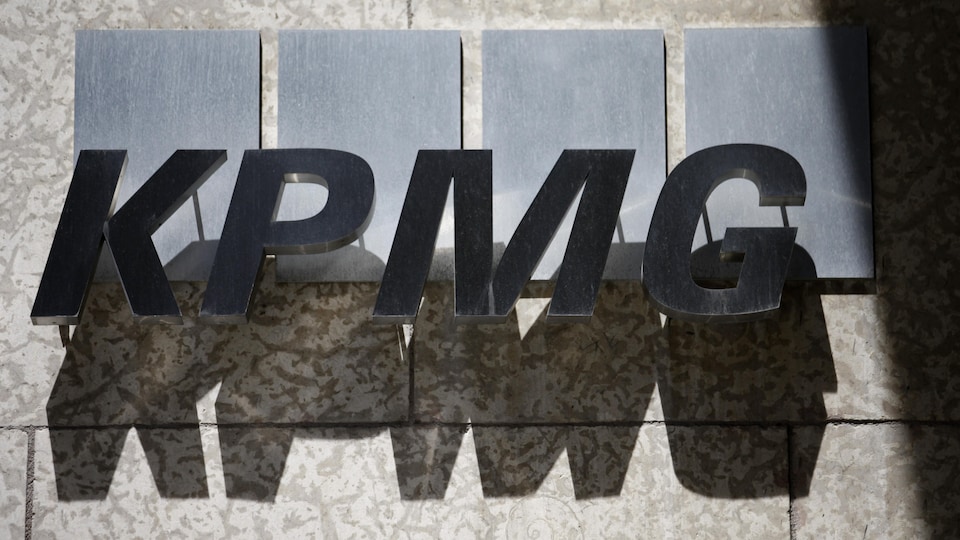 Le logo KPMG.