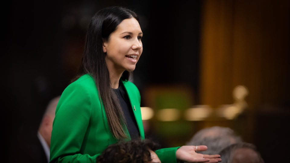 La députée Kristina Michaud, pendant la période de questions à la Chambre des communes le 9 mars 2020.