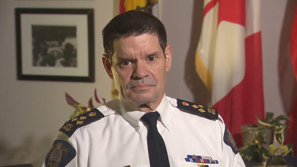 Le commandant divisionnaire de la Gendarmerie royale du Canada au Nouveau-Brunswick, Larry Tremblay.
