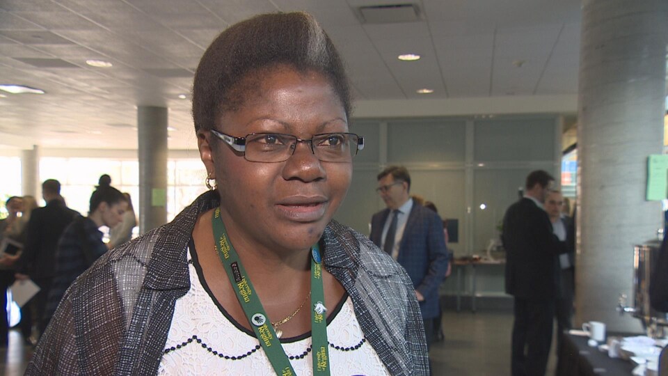 Léonie Vombi Mambu