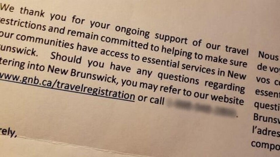 Le numéro de téléphone d'une ligne érotique a été publié par erreur dans une lettre du gouvernement du Nouveau-Brunswick.