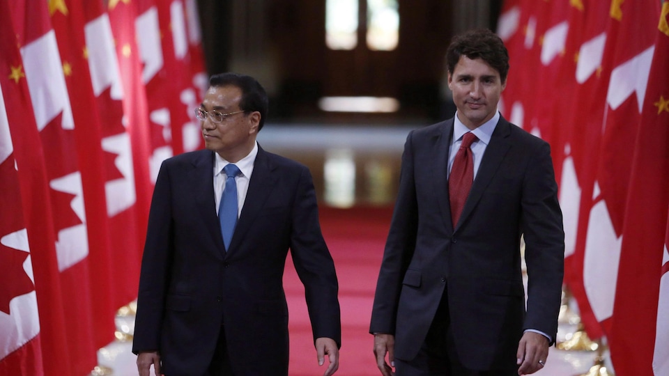 Un photo montre le premier ministre chinois Li Keqiang et le premier ministre canadien Justin Trudeau lors d'une visite officielle du haut dirigeant chinois, le 22 septembre 2016