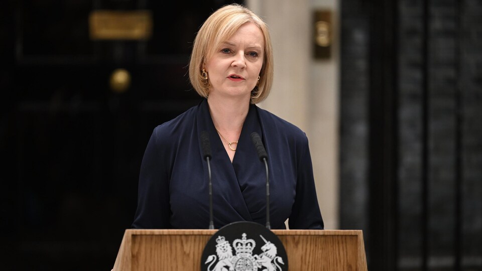 Liz Truss prononce son premier discours à Downing Street.