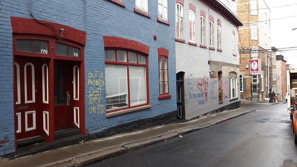 Des commerces de Québec transformés en appartements pour sauver des