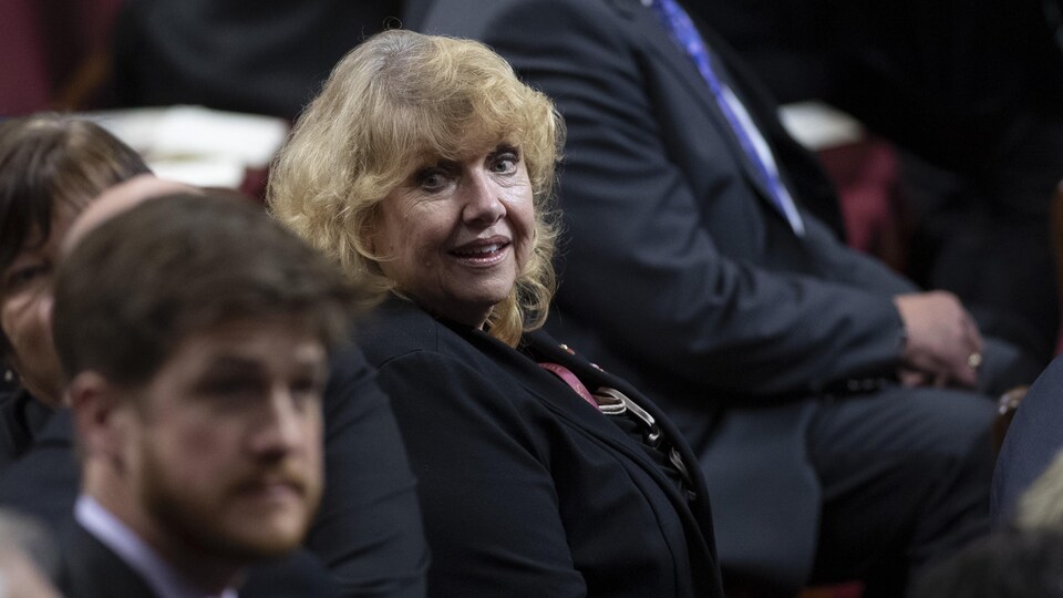 Lynn Beyak au Sénat.