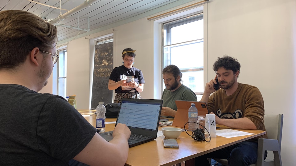 Activists from Québec solidaire gathered in one room.