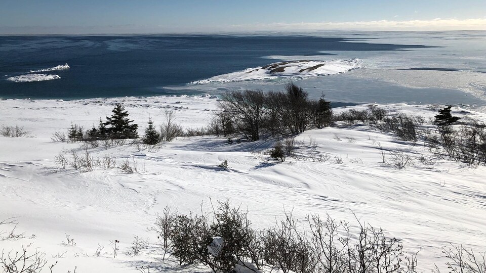 La vue du fleuve Saint-Laurent à Magpie, sur la Côte-Nord.