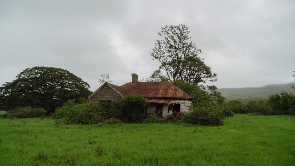 Photo de la maison du patriote Joseph Marceau, prise sous un ciel gris