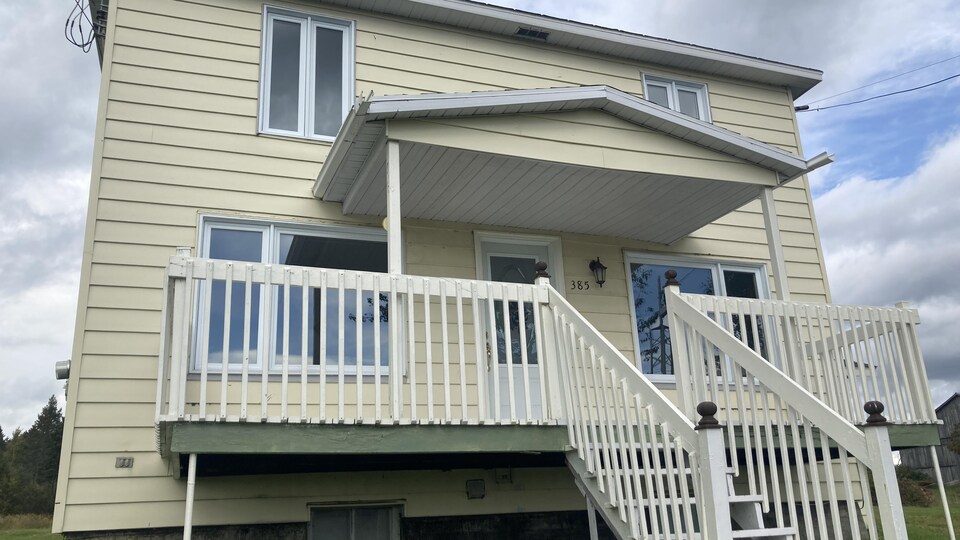 Donner un terrain pour sauver une école RadioCanada.ca