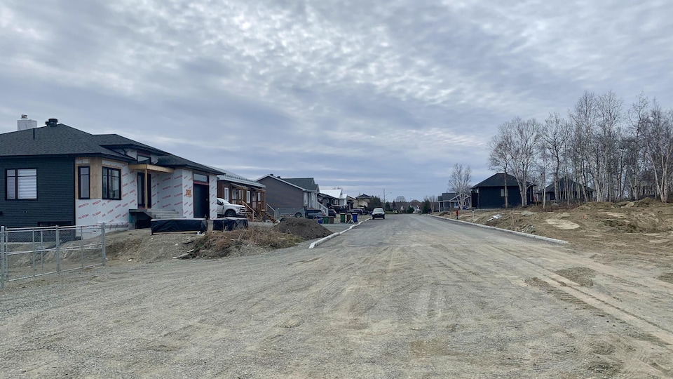 Un quartier résidentiel en développement à Rouyn-Noranda.