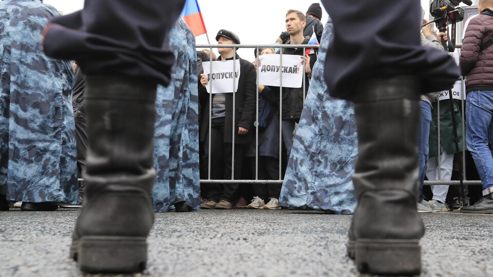 40 000 manifestants à Moscou pour des élections libres — Russie 40 000 manifestants à Moscou pour des élections libres — Russie