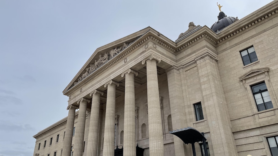Le Palais législatif du Manitoba le 12 avril 2022.