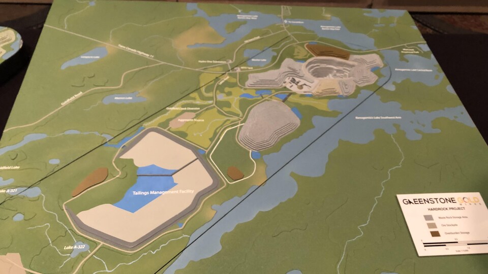 Une maquette d'une mine.