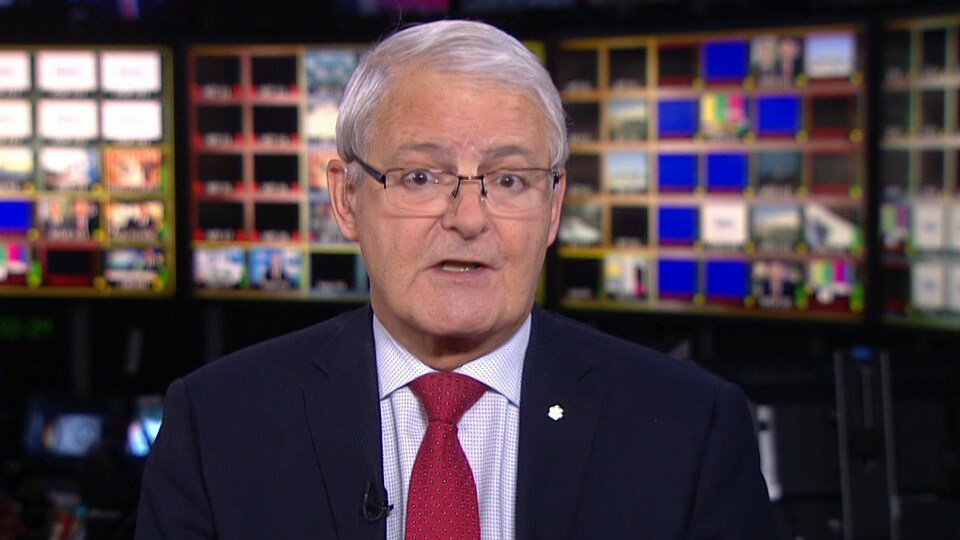 Portrait de Marc Garneau.