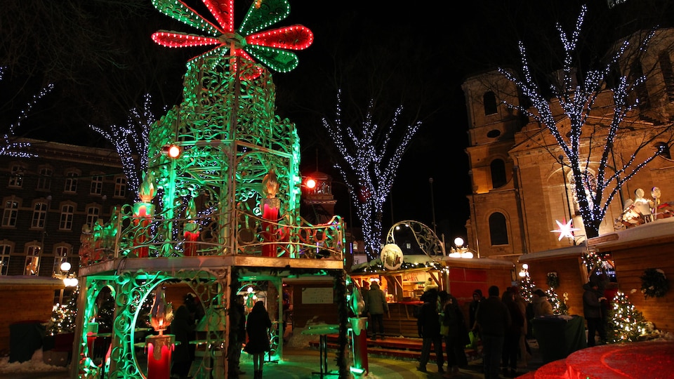 Le Marché de Noël allemand ne sera pas présent sur la Place de  l'Hôtel-de-Ville | Radio-Canada.ca