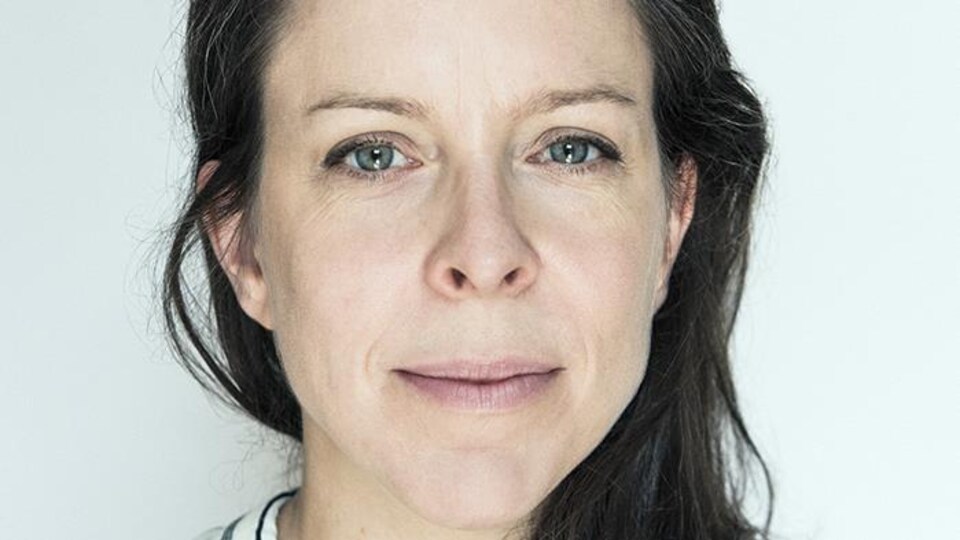 Marie Noëlle Blais est libraire, éditrice et chroniqueuse. Elle collabore régulièrement à l’émission littéraire hebdomadaire La librairie francophone animée par Emmanuel Khérad et diffusée sur les ondes d’ICI Radio-Canada Première.