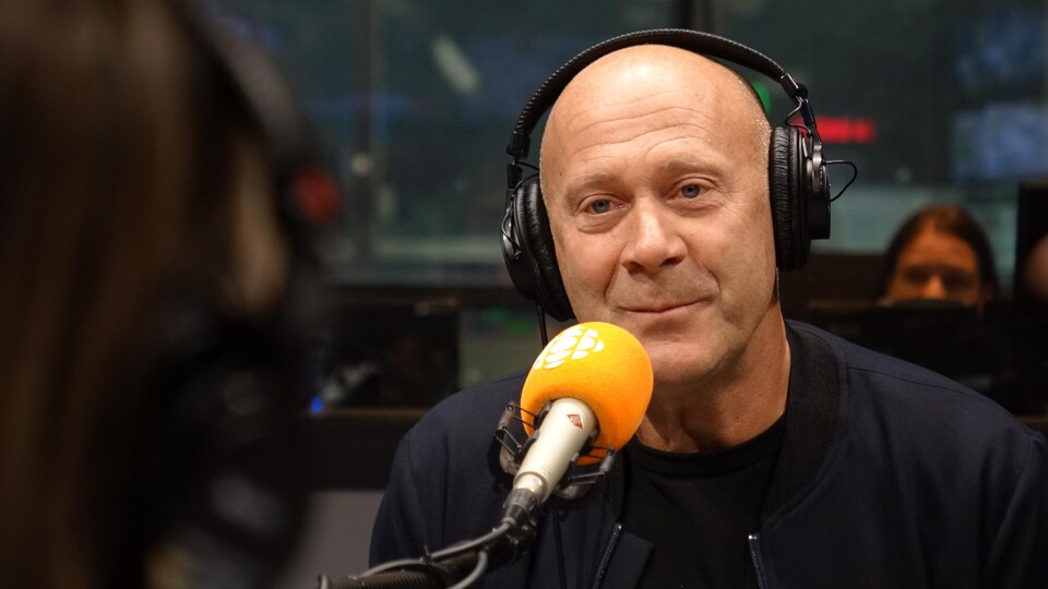 Plonger dans l'Arctique avec Mario Cyr