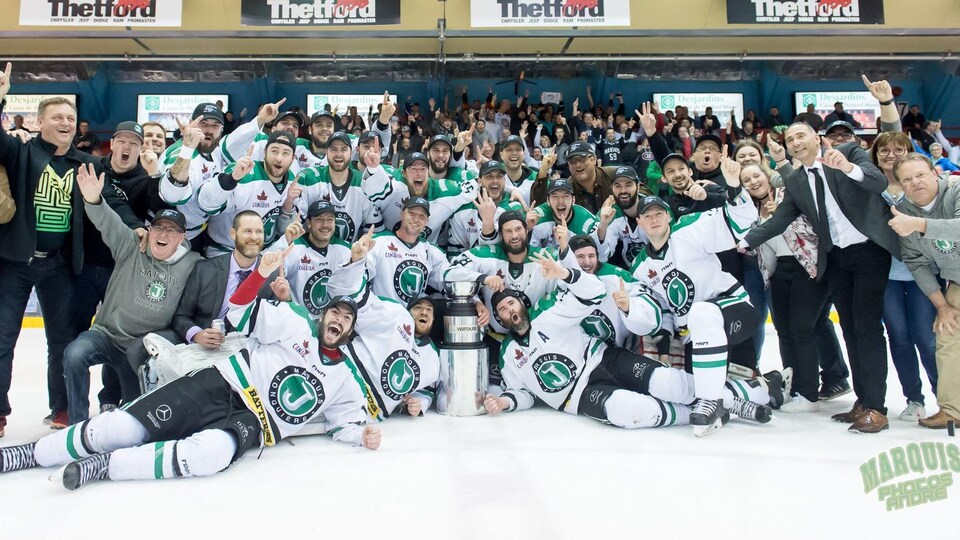 Les Marquis de Jonquière champions de la LNAH RadioCanada.ca