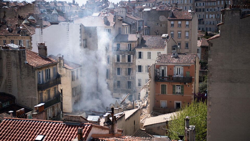 Deux Corps Retrouvés Dans L’immeuble Effondré à Marseille, Les ...